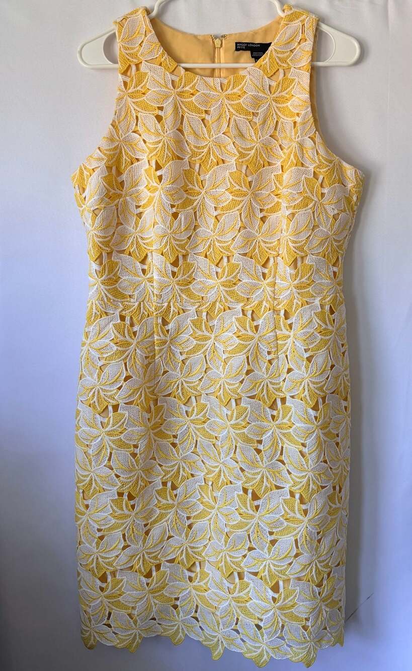 Maggy London Petite Yellow and White Floral Lace Sleeveless Sheath Dress Sz 12P